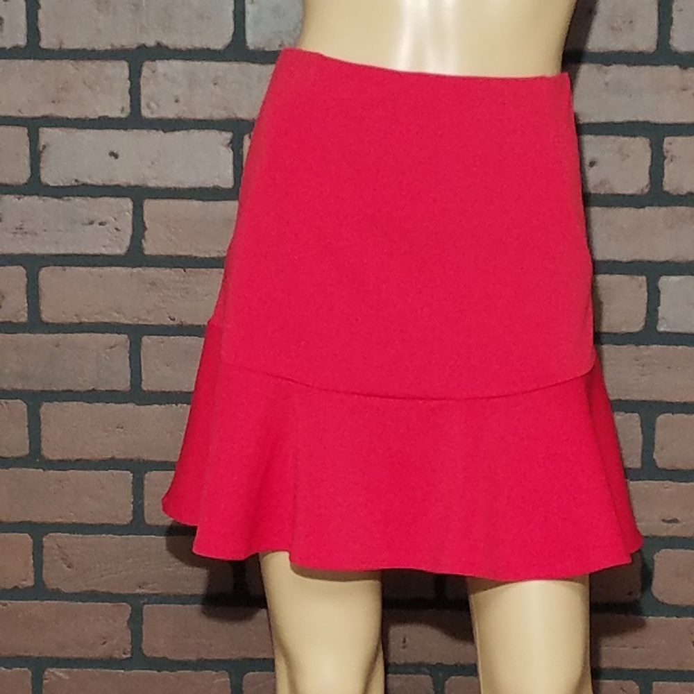 Express Red XS elastic waist Flaring Skirt NWT - Picture 2 of 2